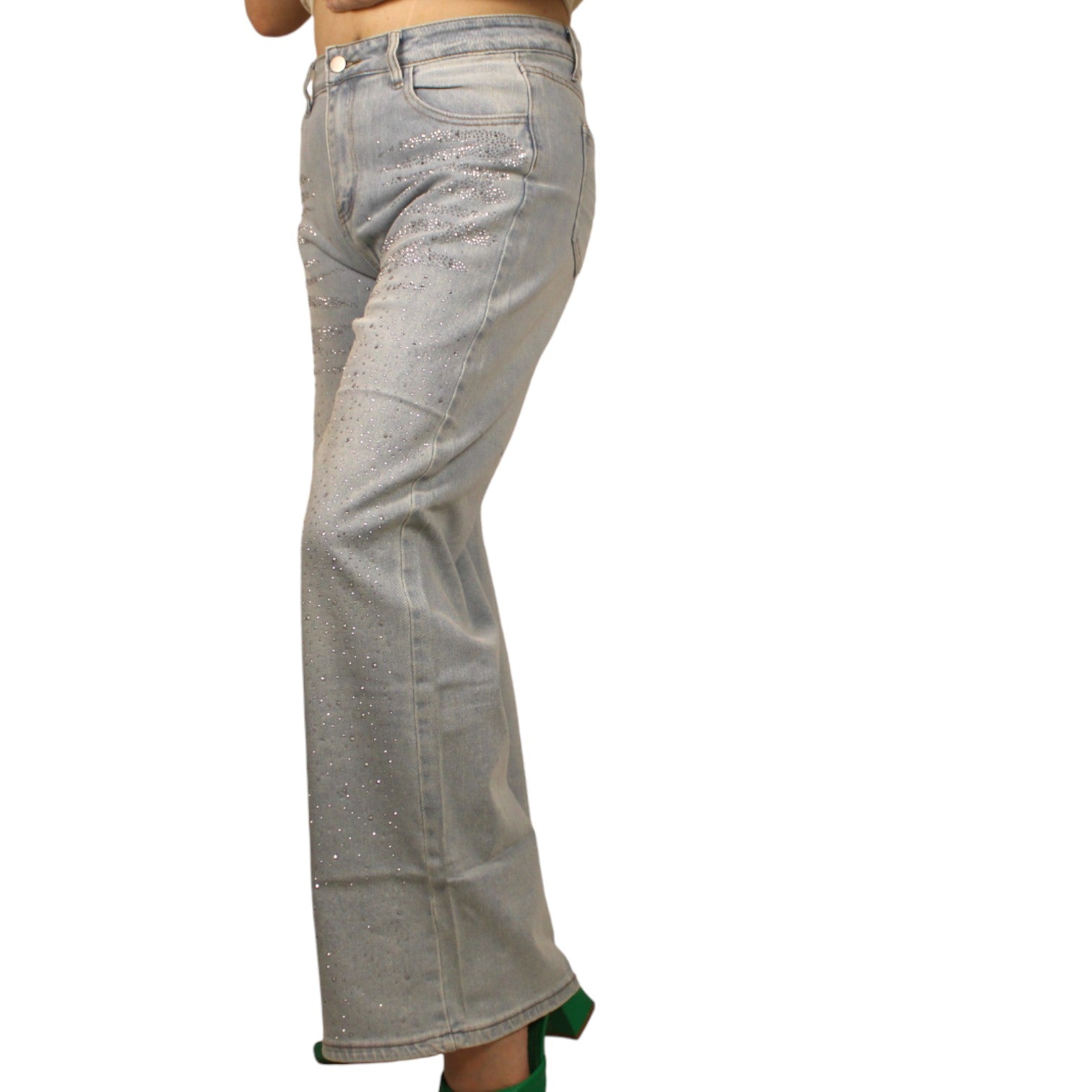 Pantalón denim con brillos