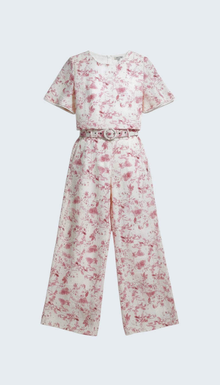 Conjunto de crop top y pantalón con estampados florales
