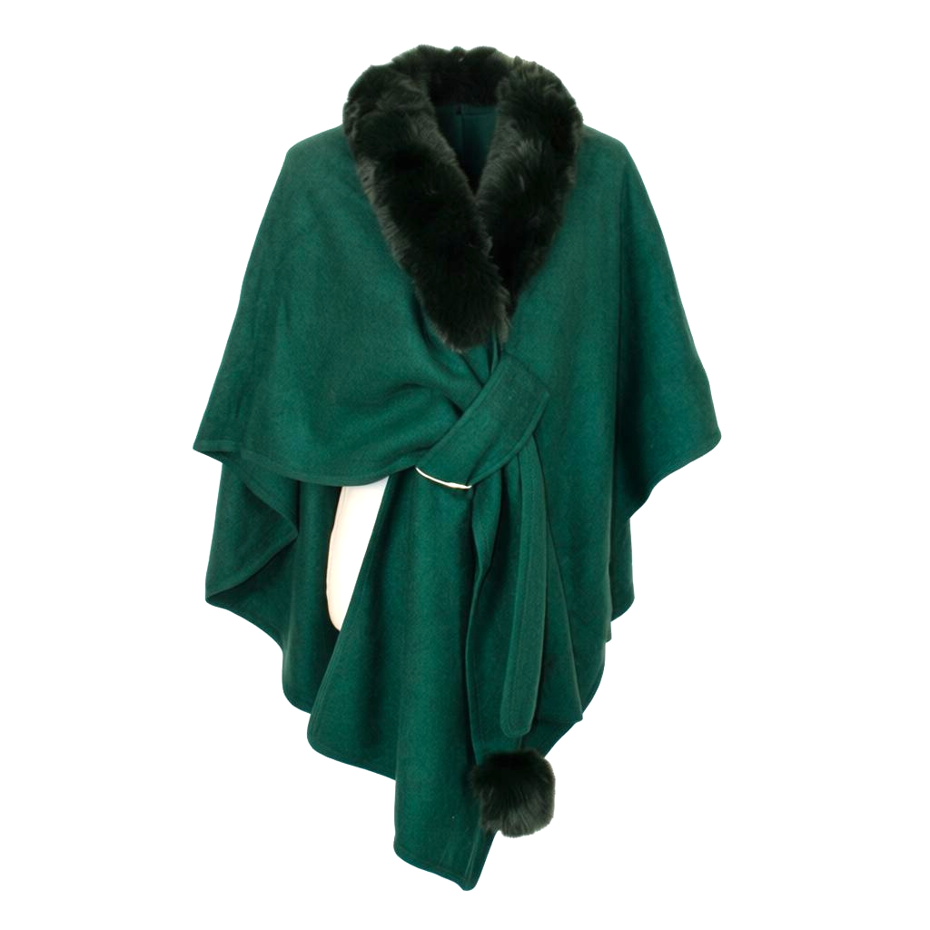 Capa verde botella con cuello de peluche