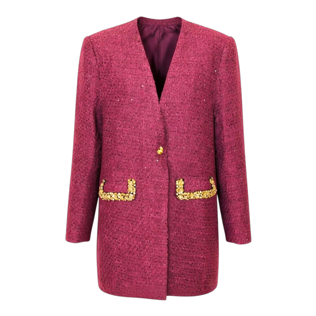 Abrigo magenta con detalles dorados